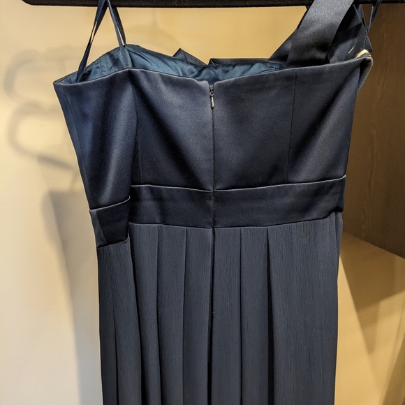 Navy blue floor length gown. - Picture 3 of 4